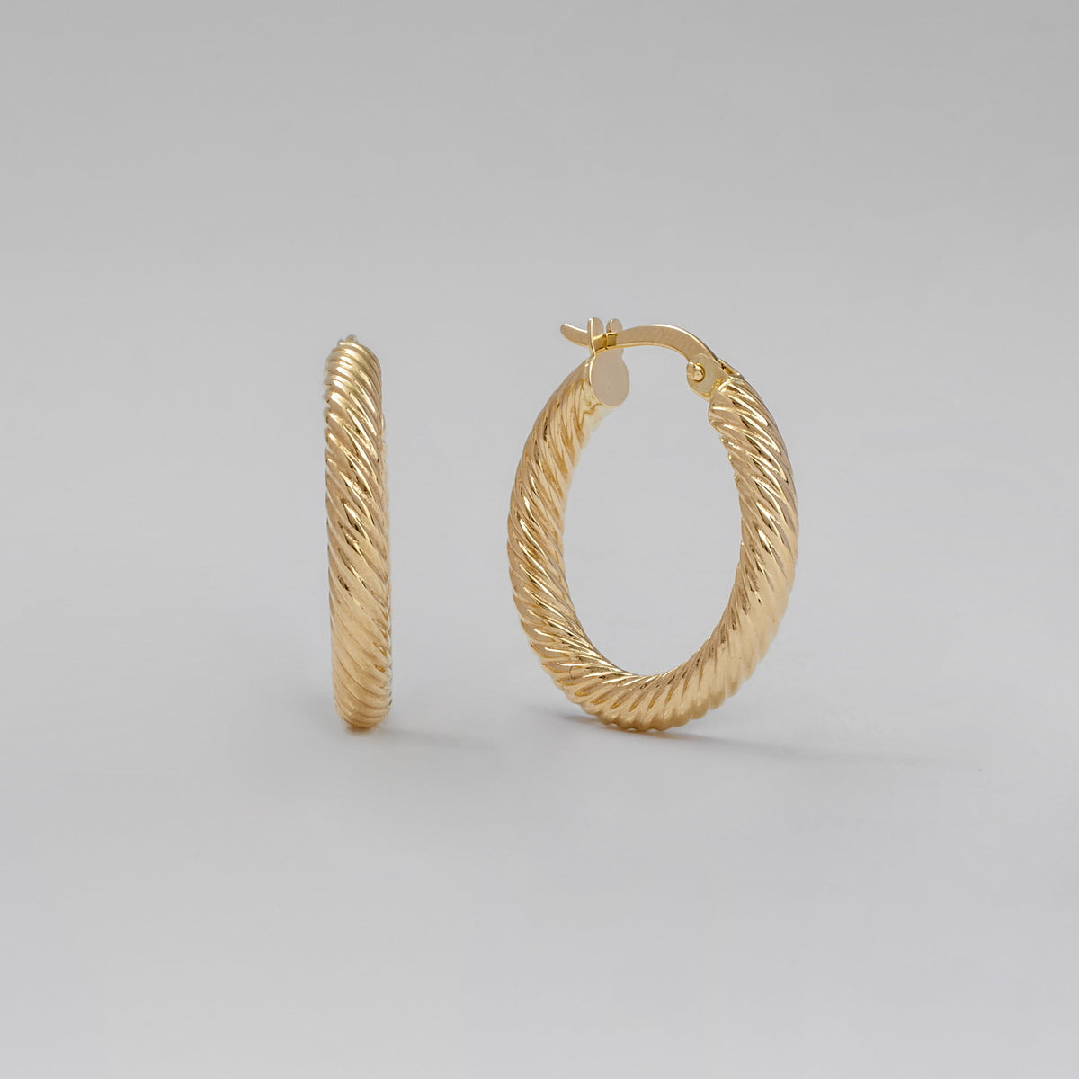 Lena Hoops - FJC
