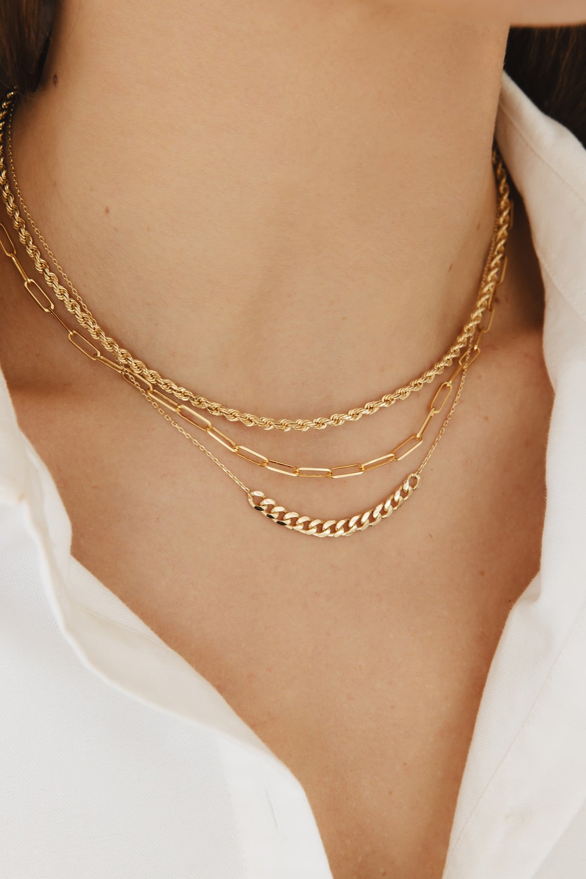 Mia Chain - FJC